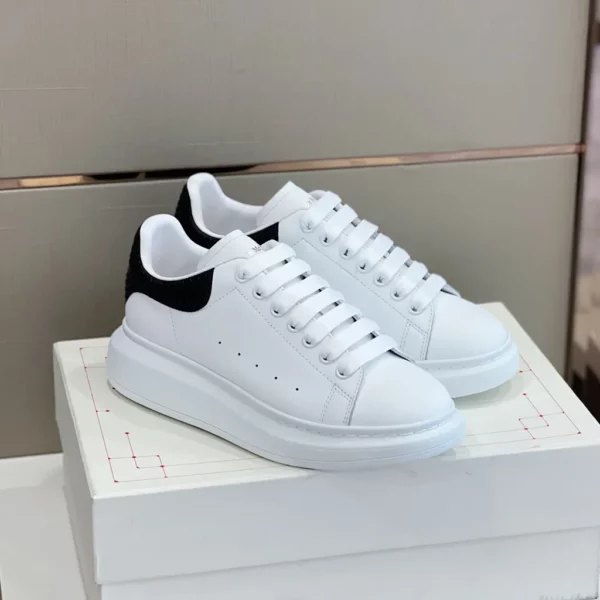 Alexander MCQueen shoes - rep shoes