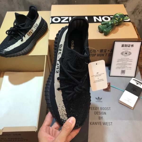 Yeezy shoes - rep shoes