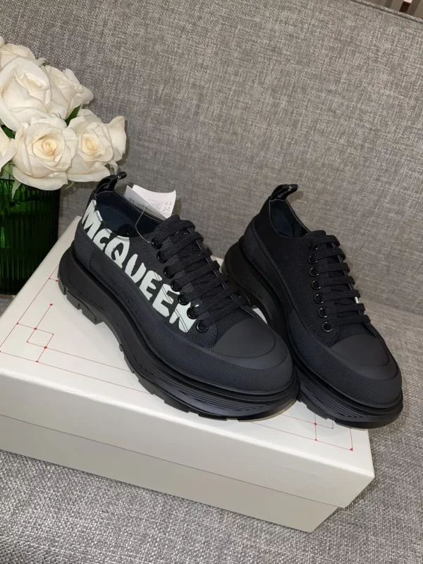 Alexander MCQueen shoes - rep shoes