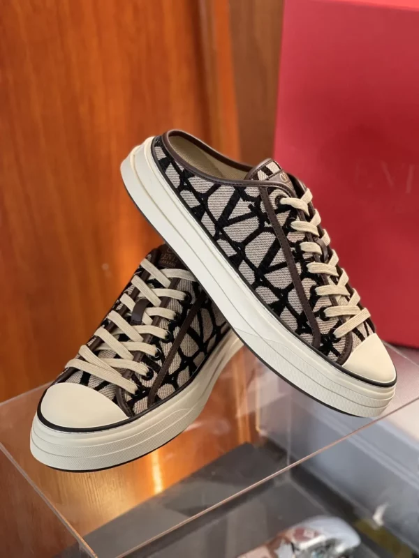 Valentino shoes - rep shoes