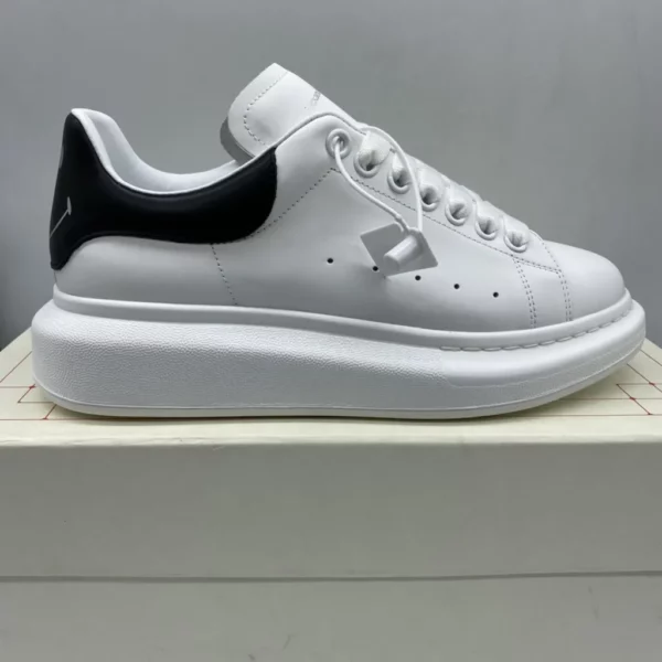 Alexander MCQueen shoes - rep shoes