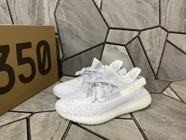 Yeezy shoes - rep shoes