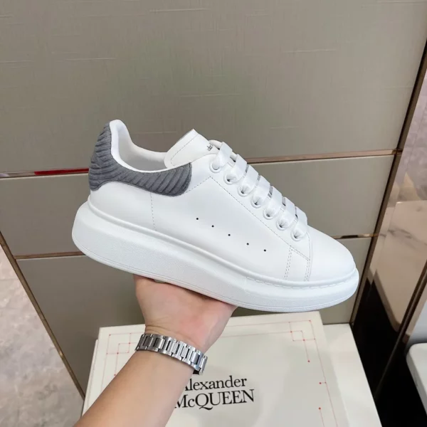 Alexander MCQueen shoes - rep shoes