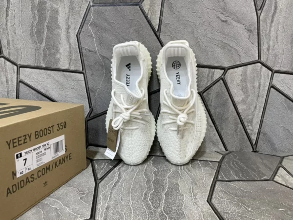 Yeezy shoes - rep shoes