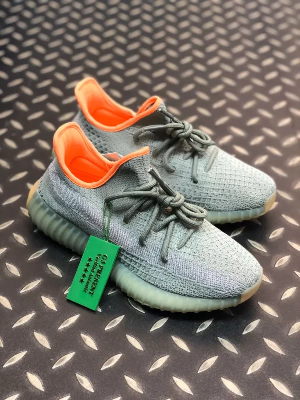 Yeezy shoes - rep shoes