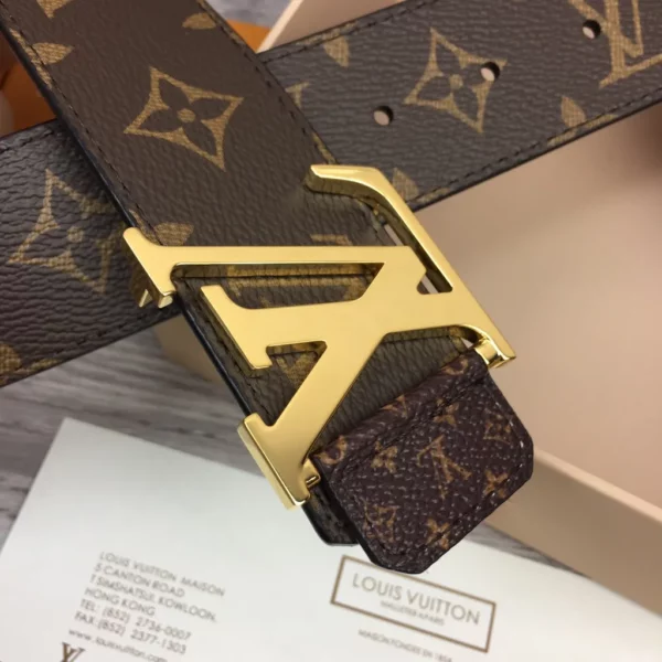 Louis Vuitton belt