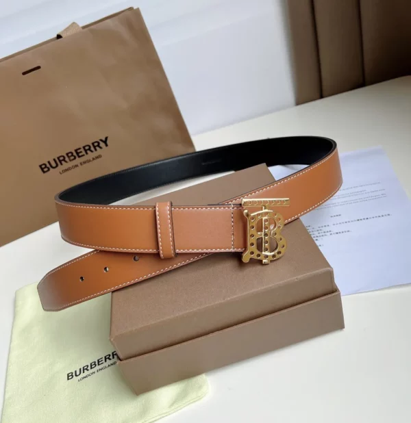 Burberry belt