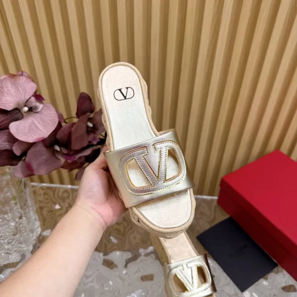 Valentino shoes - Reps shoes