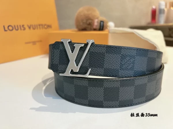 Louis Vuitton belt