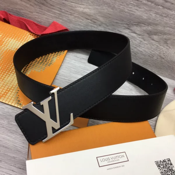 Louis Vuitton belt