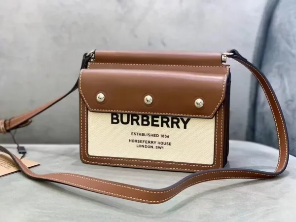 Burberry bag - rep bags