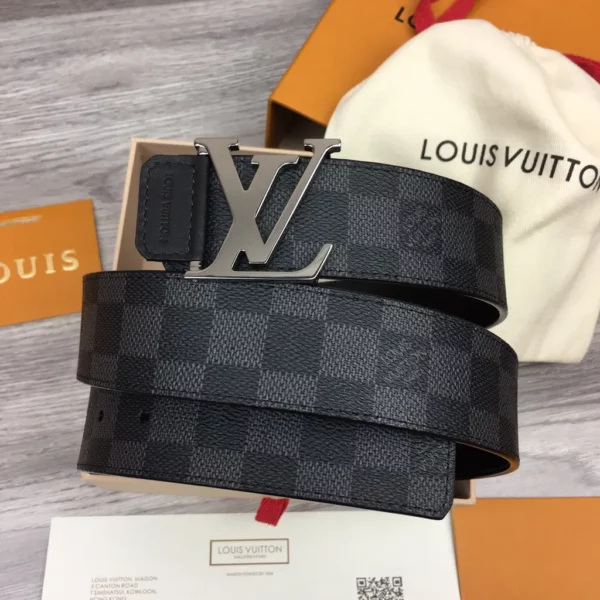 Louis Vuitton belt