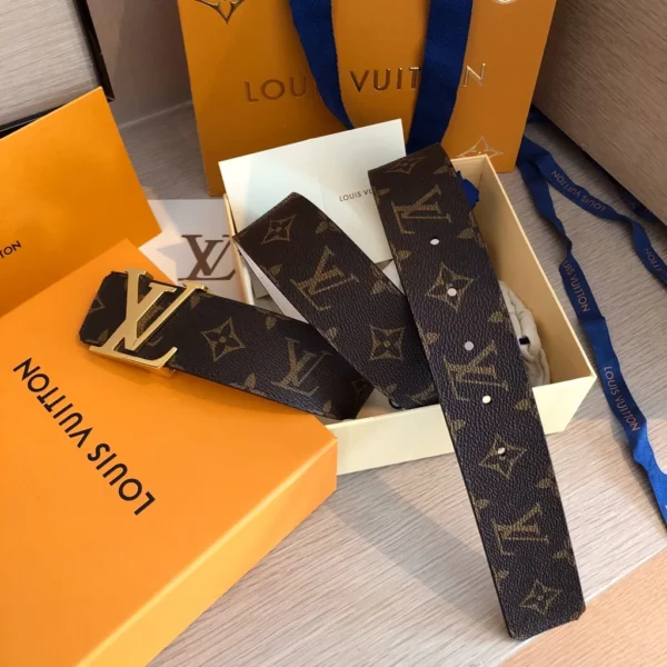 Louis Vuitton belt