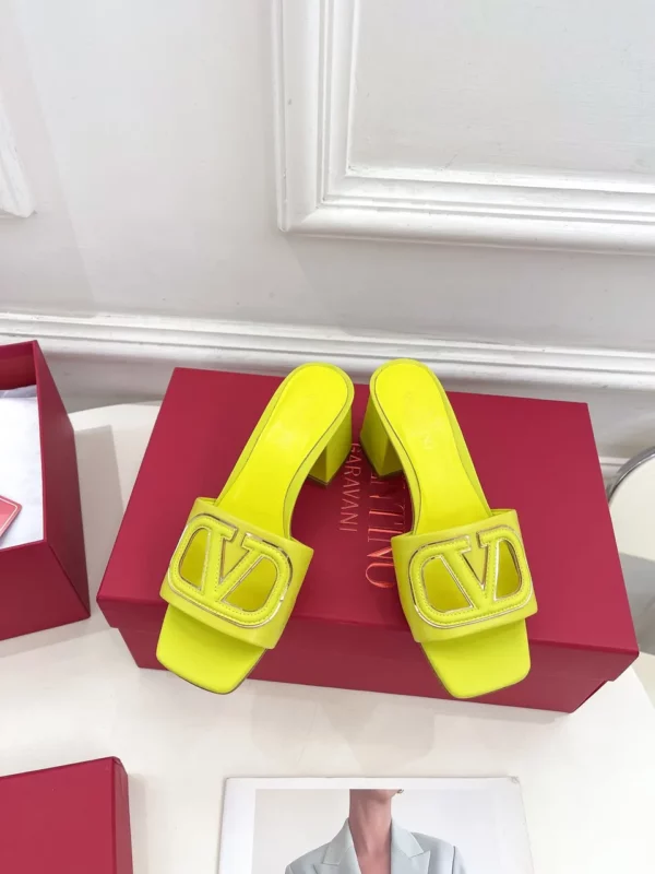 Valentino shoes - Reps shoes