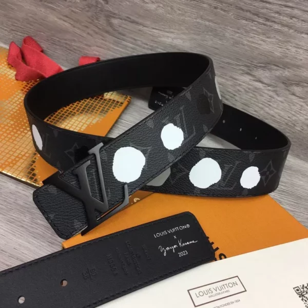 Louis Vuitton belt