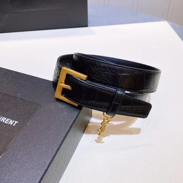 Saint Laurent belt