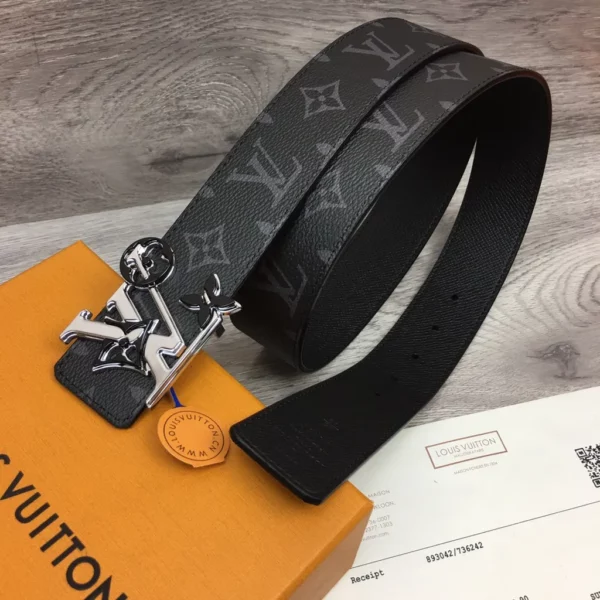 Louis Vuitton belt