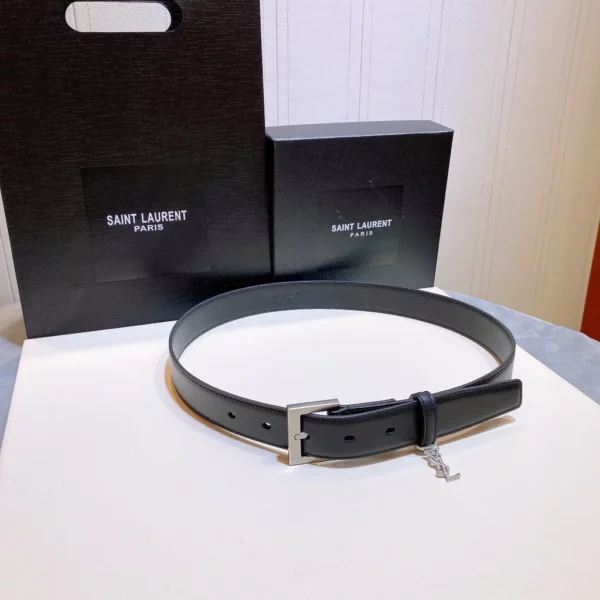 Saint Laurent belt