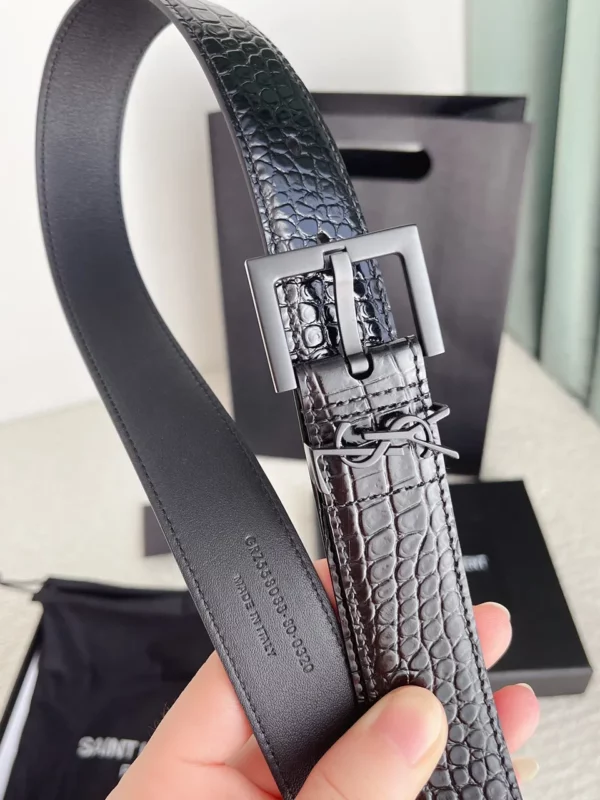 Saint Laurent belt