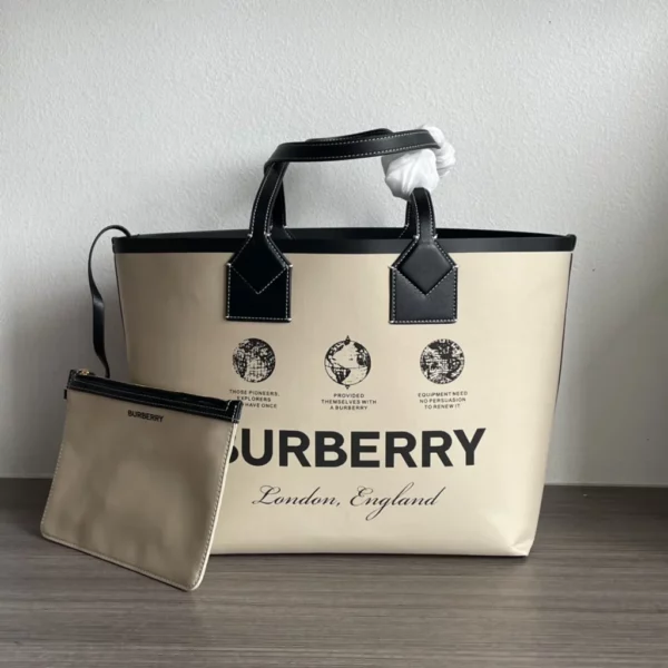 Burberry bag - rep bags