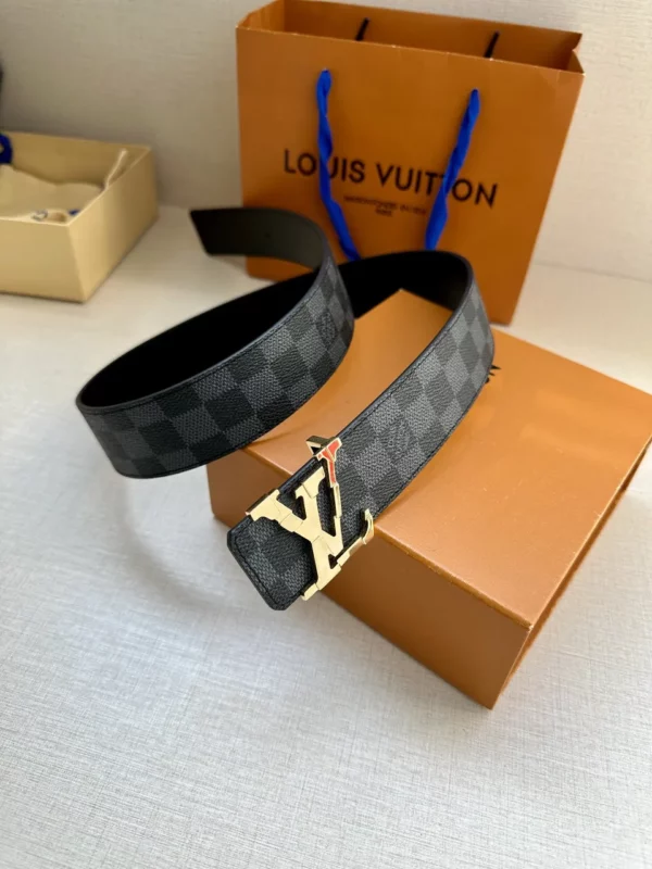 Louis Vuitton belt