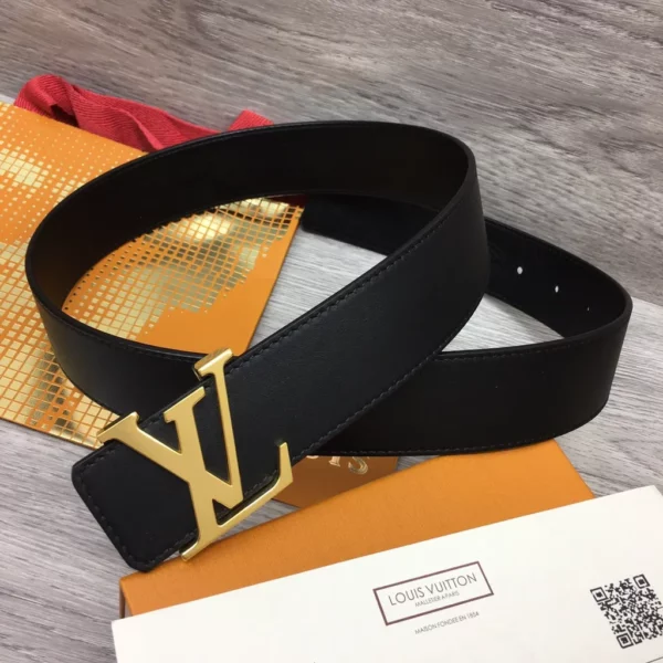 Louis Vuitton belt