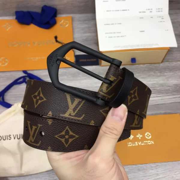 Louis Vuitton belt