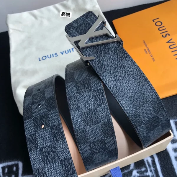 Louis Vuitton belt