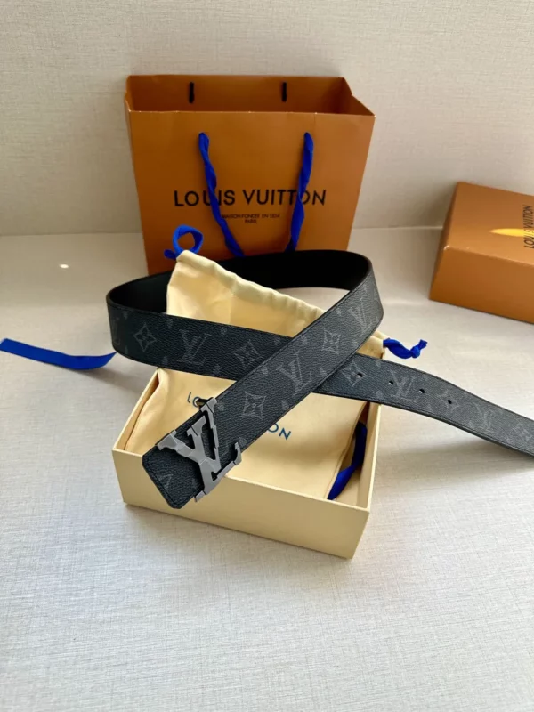 Louis Vuitton belt