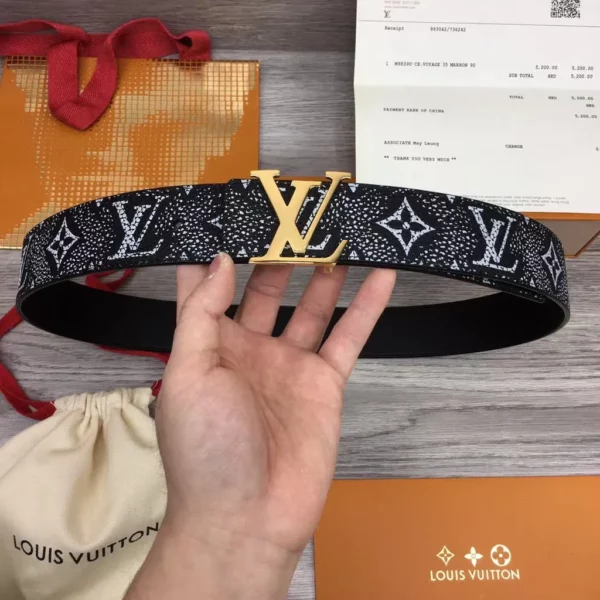 Louis Vuitton belt