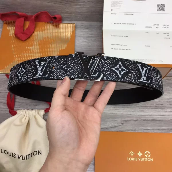 Louis Vuitton belt