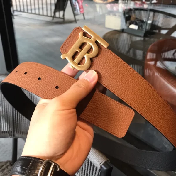 Burberry belt