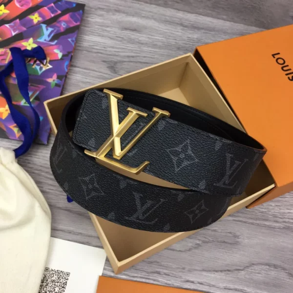 Louis Vuitton belt