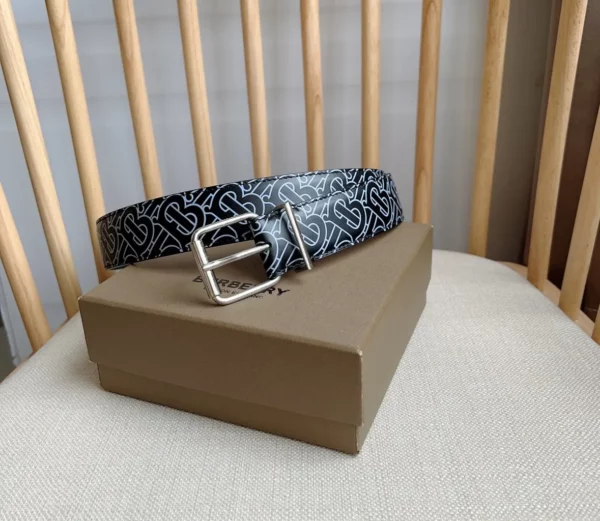 Burberry belt