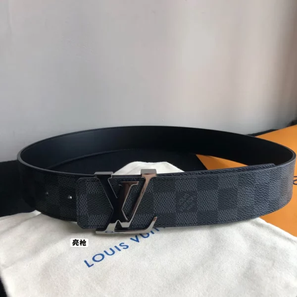 Louis Vuitton belt