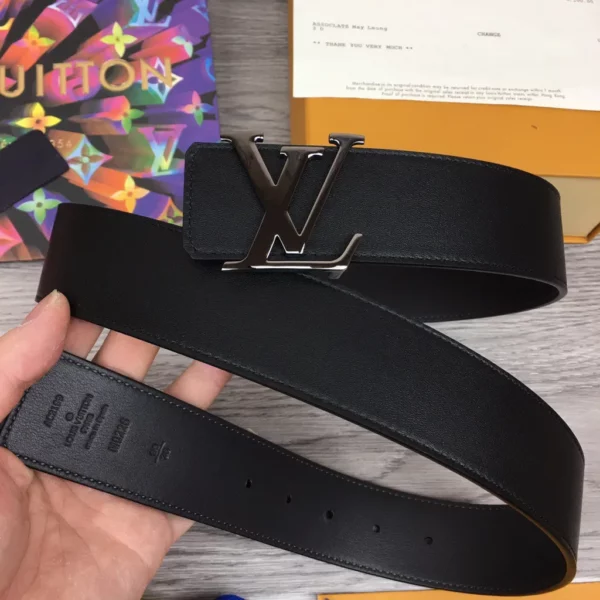 Louis Vuitton belt