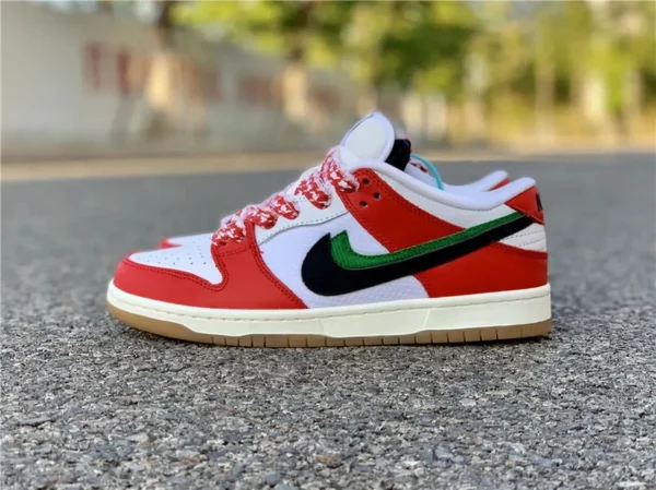 Frame Skate x Nike SB Dunk Low Habibi - Replica shoes