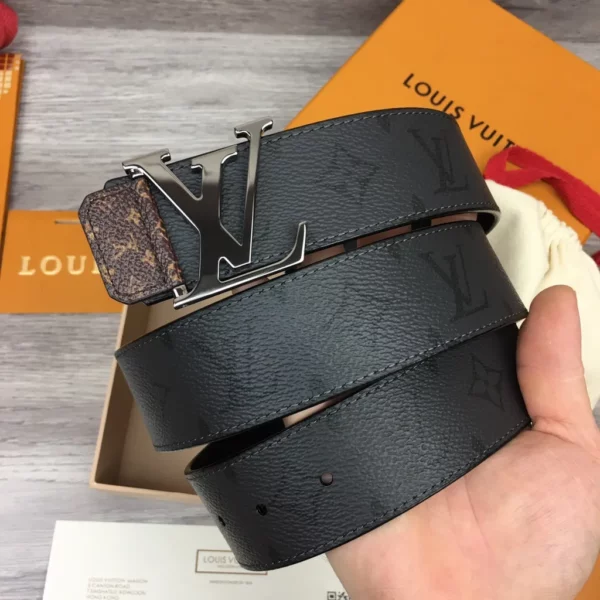 Louis Vuitton belt