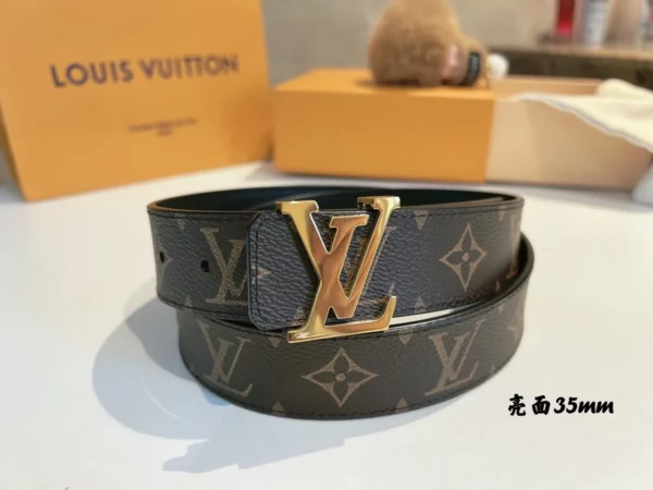 Louis Vuitton belt