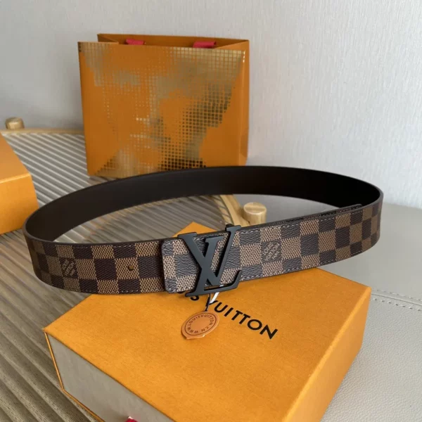 Louis Vuitton belt