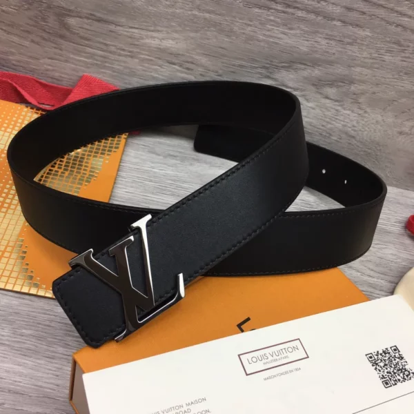 Louis Vuitton belt