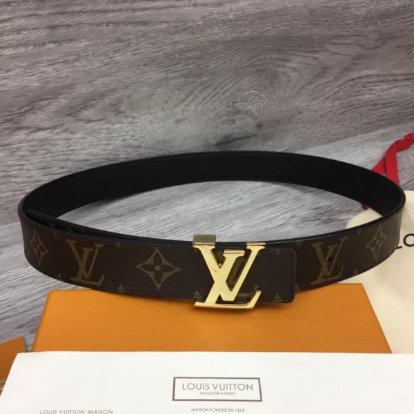 Louis Vuitton belt