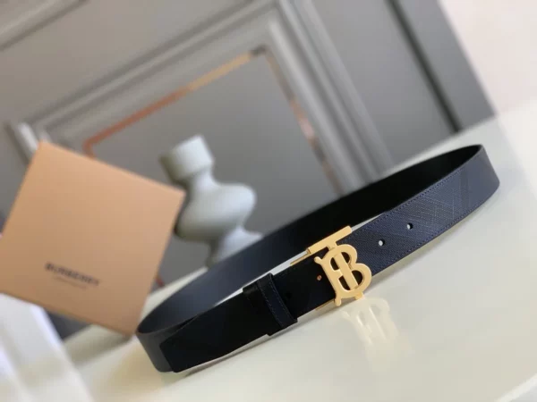 Burberry belt