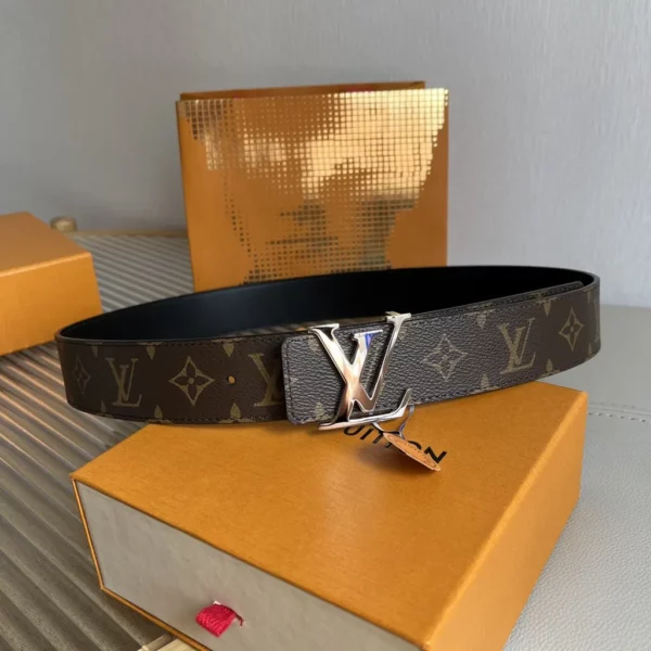 Louis Vuitton belt