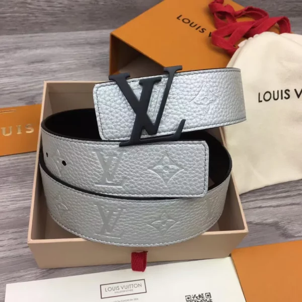 Louis Vuitton belt