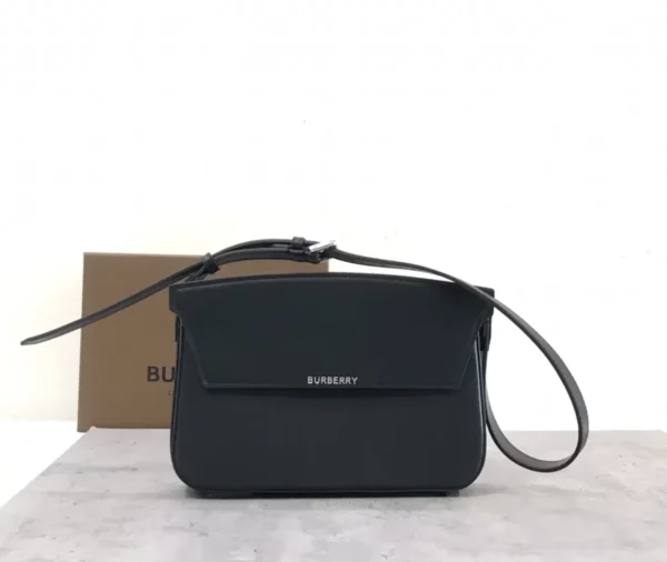 Burberry bag - replica bags