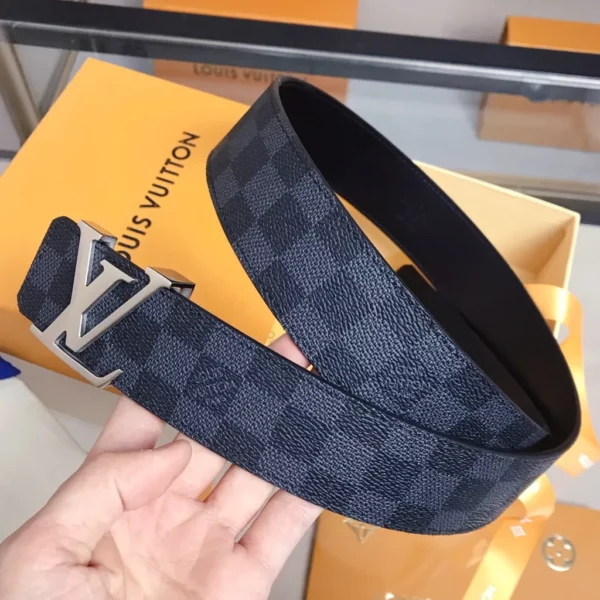 Louis Vuitton belt