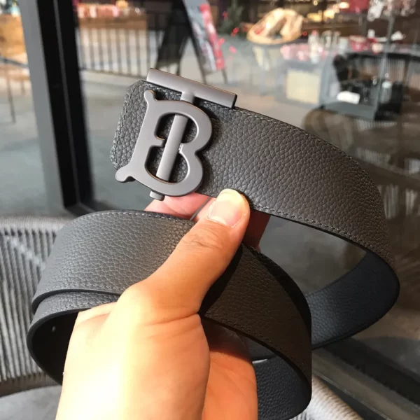 Burberry belt