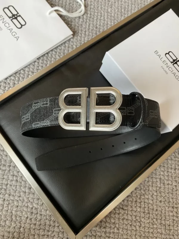 Balenciaga belt