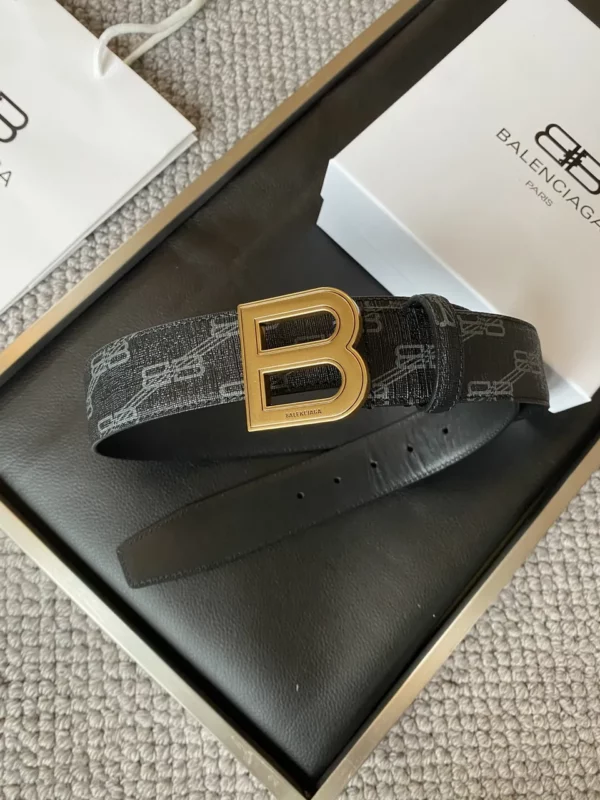 Balenciaga belt